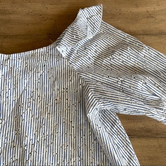 Zara blue and white striped eyelet blouse - Picture 4 of 7